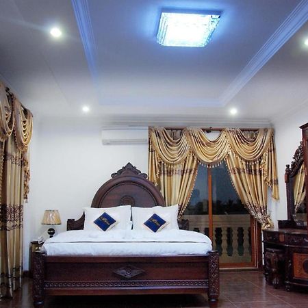 Emerald Bb Battambang Hotel Exterior photo